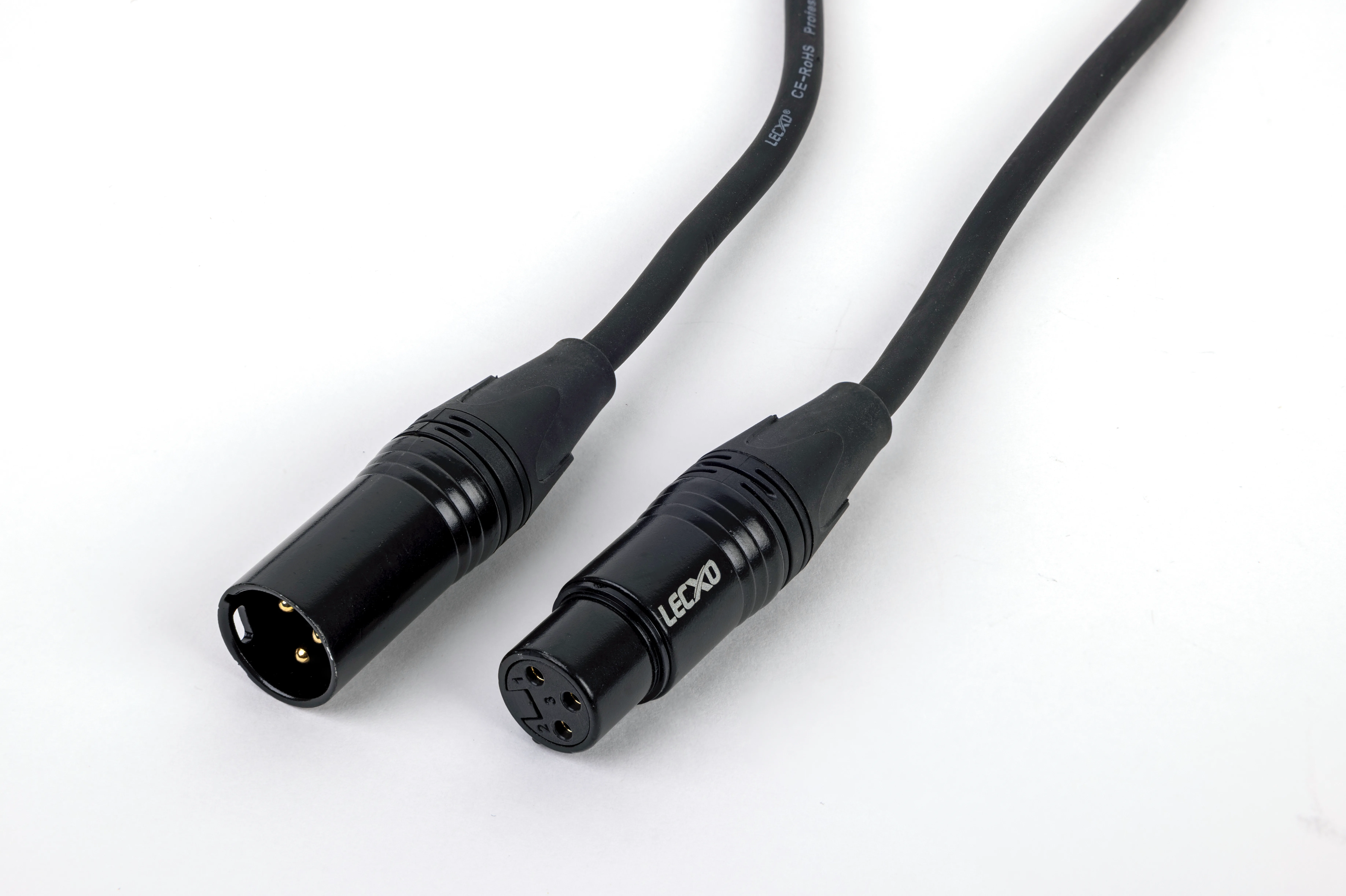  LECXO XLR MALE TO FEMALE CABLE